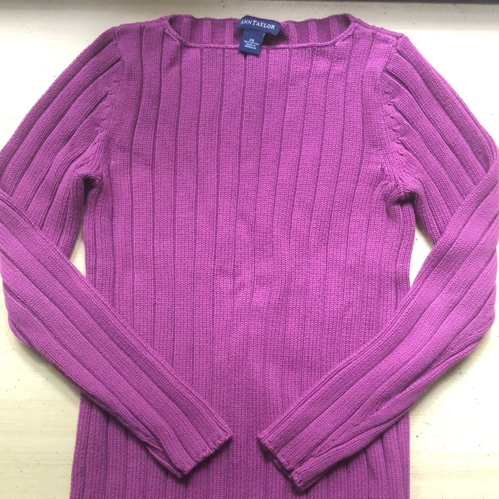 SOLD | Ann Taylor Knit Sweater | XS